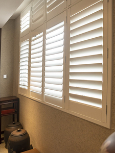 Persianas de Plantación Modernas de Aleación de Aluminio Premium Personalizables Directas de Fábrica, Ecológicas para Salas de Estar y Hoteles - Product Image 6