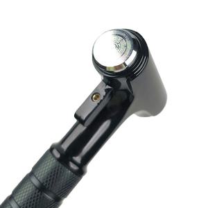 เครื่องตัดเข็มขัดนิรภัยในรถยนต์แบบ4 in 1ทำจากอะลูมิเนียมอัลลอยอเนกประสงค์พร้อมที่ตัดกระจกและไฟฉายแบบเต็ม - Product Image 5