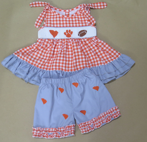 Combinaison pour bébé fille Clemson à smocks, motif à carreaux orange, style football, avec manches à volants violettes, pour tout-petits - Product Image 2