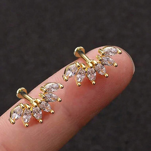 Orecchini a perno a forma di marquise da donna, gioielli minimalisti alla moda per l'uso quotidiano - Product Image 4