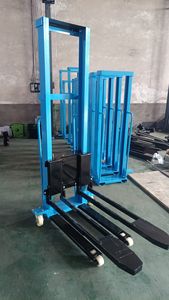 Mini Transpaleta Eléctrica YCMG, Apilador Semi-Eléctrico, Transpaleta con Batería, Apilador Autoelevador - Product Image 2