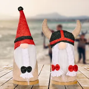 Vendita calda all'ingrosso Gnome peluche bambola figurine fatte a mano decorazioni natalizie svedese Tomte Elfs regali di natale ornamento