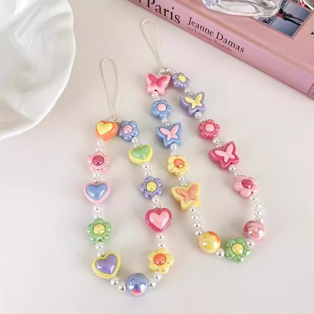 INS 2024 Trendy Sweet Heart Butterfly Flower Cell Phone Chain Fashion Camera Lanyard Beaded Mobile Phone Chains for Girl
