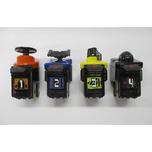 Cinturón de Transformación Kamen Rider Fourze Usado, Astroswitches, Pequeños Juguetes de Plástico, Dulces y Juguetes en Venta - Product Image 1