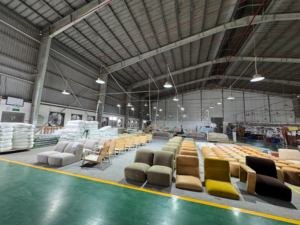 Fauteuil pivotant Chesterfield en cuir de baril - Cuir véritable de luxe, design vintage pour chambre à coucher, appartement, extérieur, hôtel - Product Image 6