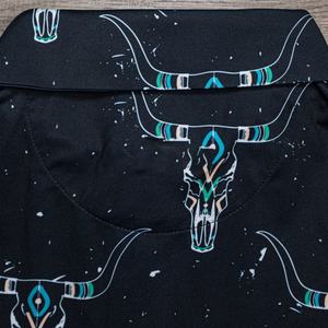 Camisa de Golf de Alto Rendimiento con Cuello Blanco de Malla Tejida, Azul Claro, con Botones de Perla, Marca Privada - Product Image 2