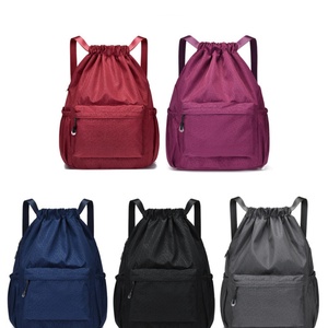 Sac à dos de basketball esthétique en nylon noir et gris, personnalisé en usine, écologique, portable, sac à dos de basketball à emporter - Product Image 6