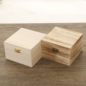 Cajas de regalo de madera cuadradas con tapa abatible, embalaje artesanal hecho a mano para almacenamiento de relojes y cuentas, 8 cm de alto - Product Image 2