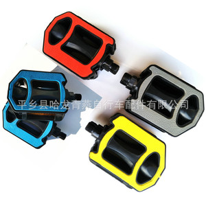 แป้นเหยียบจักรยาน พลาสติก กาว ลูกปืน กันลื่น อเนกประสงค์ สีฟ้า สีดำ - Product Image 3