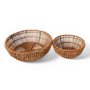 Plateau en rotin de style bohème, écologique et fait main, design flexible, en fibres naturelles, pour servir et présenter, Vietnam, personnalisable - Product Image 1