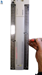 FX2N-128MR-001 PLC คอนโทรลเลอร์ลอจิกแบบตั้งโปรแกรมได้ โมดูลควบคุมอุตสาหกรรม โมดูล I/O ดิจิตอล หน่วยควบคุมอัตโนมัติ อุตสาหกรรม - Product Image 1