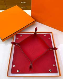 Hot Selling Leather Foldable Valet <b>Tray</b> Square Jewelry Desk Organizer Travel <b>Storage</b> <b>Tray</b> for Home Office - Product Image 6