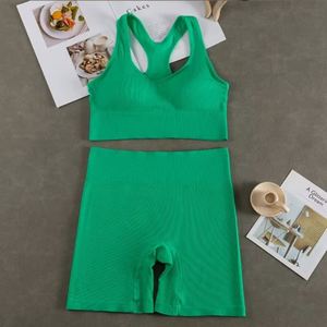Conjuntos Deportivos para Mujer, 2 Piezas, Top Deportivo con Cierre Cruzado en la Parte Delantera, Pantalones Cortos, Conjuntos de Gimnasio, Yoga y Fitness, Venta al Por Mayor - Product Image 6