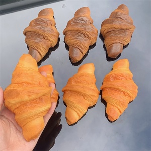 Bánh sừng bò những người yêu thích bánh tươi đạo cụ ăn nhẹ Hình dạng mặt trăng BỘT BƠ bột đường giả thực phẩm Nấm men nhà giòn nướng Mô hình nhân tạo - Product Image 4