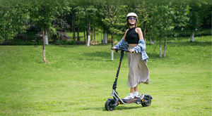 Trottinette électrique KuKirin A1 - 48V, pneus de 10 pouces, pédale ergonomique, écran LED, pliable, idéale pour le campus, les trajets quotidiens, le tourisme - Product Image 3