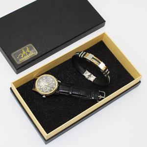 Ensemble bracelet de montre de luxe pour couple avec boîte belle montre à quartz avec design et <span class=keywords><strong>calendrier</strong></span> à la mode - Product Image 4