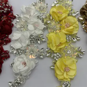 Neue Design handgemachte 3d Blumen nähen auf Applikation Stickerei Strass Patch für Hochzeits kleid