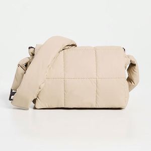 Sac bandoulière mini matelassé en nylon personnalisé avec logo DIY, design tendance pour femme, réglable, imperméable et réutilisable - Product Image 1