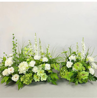 Composition florale artificielle en soie pour allée de mariage, chemin de fleurs réalistes blancs et verts