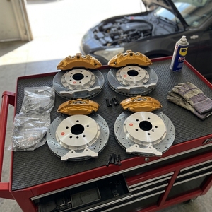 Kits de freinage haute performance résistants à la chaleur avec disques flottants et étriers sport pour <span class=keywords><strong>BMW</strong></span> M3 E46 - Product Image 4