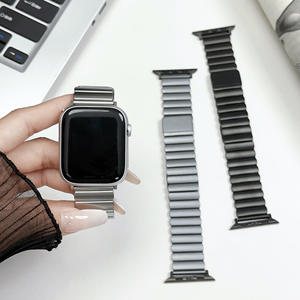 Correas magnéticas de metal de acero inoxidable de malla de lujo para <span class=keywords><strong>Apple</strong></span> <span class=keywords><strong>Watch</strong></span> Ultra 2 Band para Iwatch 9 8 7 6 5 <span class=keywords><strong>Se</strong></span> 38 40 41 42 <span class=keywords><strong>44</strong></span> 45 49 <span class=keywords><strong>Mm</strong></span> - Product Image 5