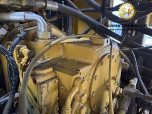 Compactador vibratorio Caterpillar de segunda mano para construcción de carreteras, motor de rodillos de carretera, componentes de núcleo de motor disponibles para la venta - Product Image 6