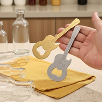 Ouvre-bouteille de bière multifonctionnel en forme de guitare, en acier inoxydable, magnétique, écologique, portable, gadget créatif, design épaissi