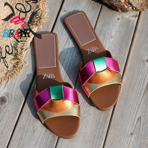 Sandalias Planas de Verano 2025 con Punta Abierta para Mujer, Tallas Grandes, Cómodas, Antideslizantes, Transpirables para la Playa - Product Image 1