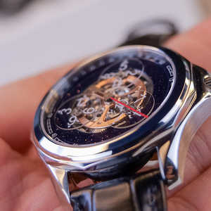 Montre mécanique automatique de luxe pour homme avec affichage des heures par disque rotatif et aiguille des heures vagabonde - Product Image 4