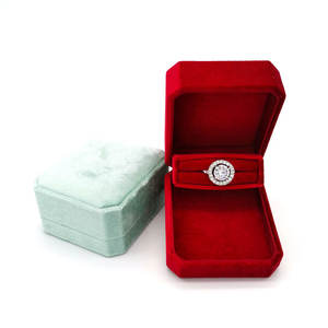 Custom logo luxury velvet jewelry <b>box</b> <b>for</b> <b>rings</b> <b>a</b> customizable <b>gift</b> packaging <b>box</b> <b>for</b> jewelry - Product Image 4