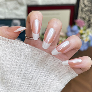 Ins Style Nails Pegatinas de color rosa desnudo francés suave Sensación de gama alta Adhesivo sin cortar Acabado Puntas de uñas portátiles - Product Image 1