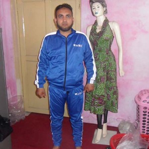 Custom <b>Red</b> Lightweight Unisex Autumn Tracksuits Wholesale Polyester Tracksuits - Product Image 3