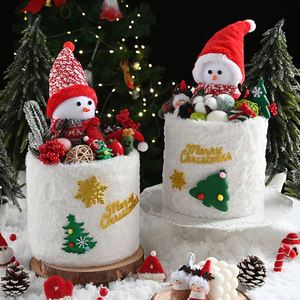 Lot d'accessoires en feutre DIY de Noël en gros : formes de bonhomme de neige et de renne pour décorations personnalisées - Product Image 2