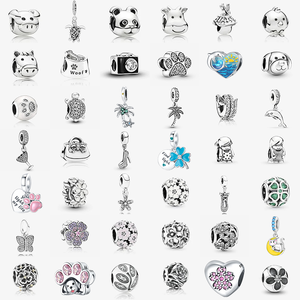 Pulsera de Botella de los Deseos con Estrella y Luna de Gato Adorable - Plata de Ley 925 con Baño de Rodio y Circonita, Joyería Fina para Regalo - Product Image 1