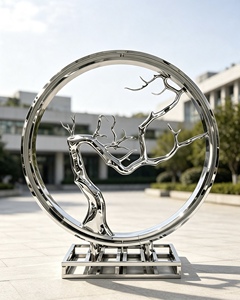 Escultura moderna <span class=keywords><strong>de</strong></span> anillo en acero inoxidable con acabado espejo, ideal <span class=keywords><strong>para</strong></span> espacios públicos como hoteles y centros comerciales. - Product Image 3