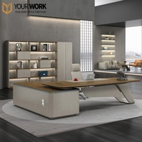 Bureau de direction en forme de 'L' extensible de luxe en bois moderne à haute brillance en MDF pour la maison