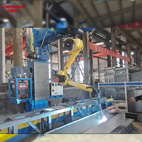 Robot Industrial FANUC M-10iD/8L Equipado con una Vía de Suelo en Voladizo para una Estación de Trabajo de Soldadura por Haz.