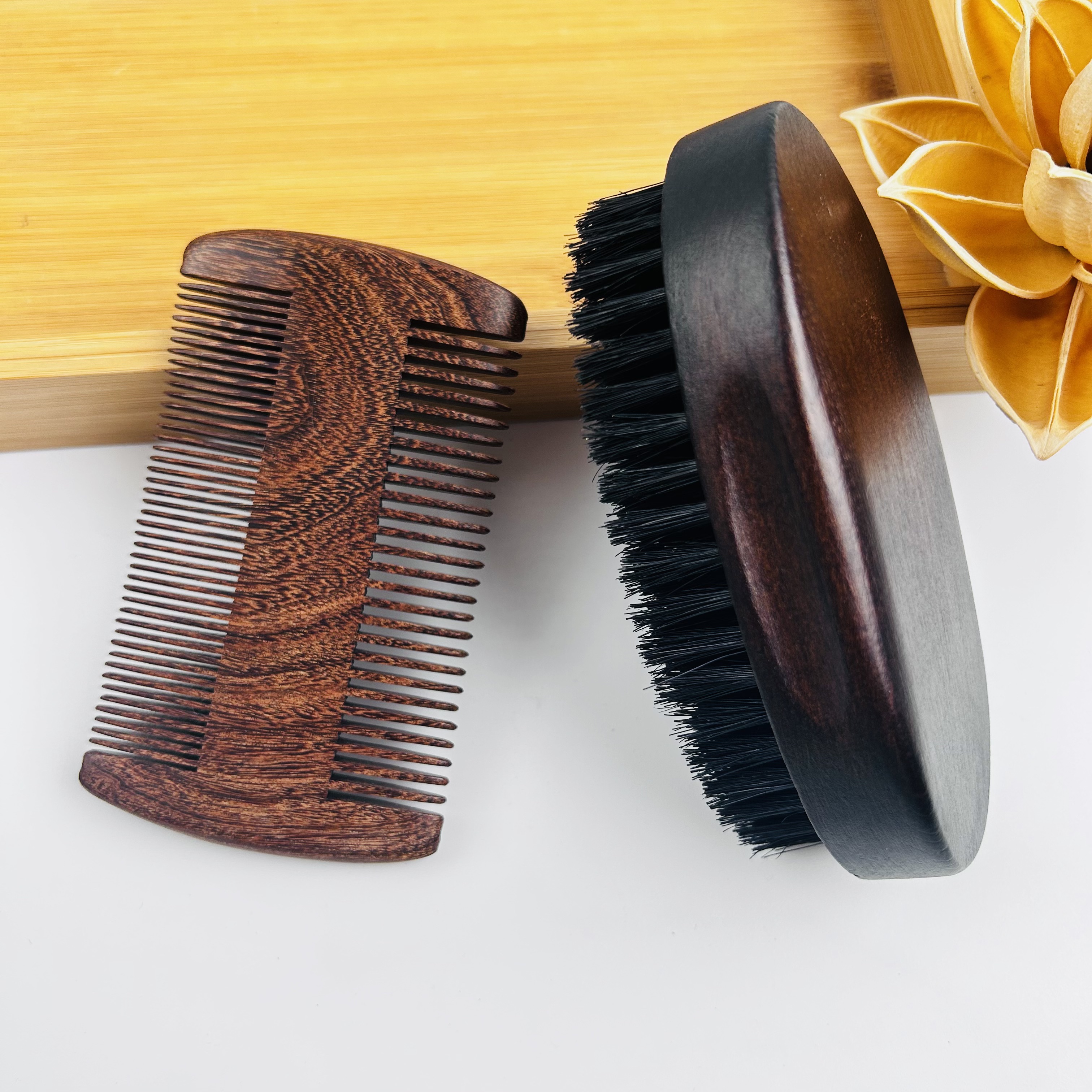 Black sandalwood comb + dark  brown brush
