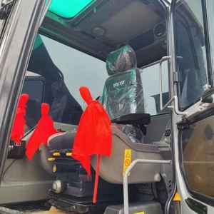 Excavatrice Volvo EC240 d'occasion, modèle 2023, 24 tonnes, très rentable, certifiée faibles émissions, engin de construction avec moteur et boîte de vitesses - Product Image 6