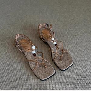 En stock – Sandales d'été décontractées pour femme à talon carré, élégantes, à bout carré, polyvalentes, à brides fines croisées, ornées de perles, à bout ouvert - Product Image 3