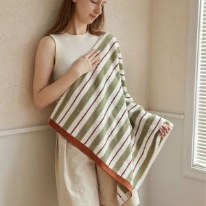 Nouvelle <span class=keywords><strong>série</strong></span> de serviettes en coton peigné rayées, 100% coton, tissage uni haute densité, doux pour la peau, absorbant - Product Image 4