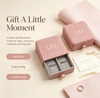 Boîtes à bijoux de luxe de petite taille avec insert en velours, logo personnalisé imprimé, emballage en carton premium pour bague, boucles d'oreilles et bracelet