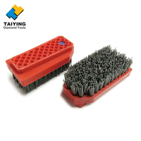 Brosse antique en carbure de silicium Frankfurt durable pour le polissage et la finition vieillie des surfaces en marbre et granit OEM