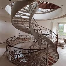 Escalera Espiral Tradicional para Interiores y <span class=keywords><strong>Exteriores</strong></span>, Escalera Central con Barandilla <span class=keywords><strong>de</strong></span> Acero y Peldaños <span class=keywords><strong>de</strong></span> Madera - Product Image 3