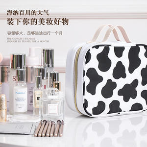 Trousse de Toilette Personnalisée Grande Capacité Motif Vache Étui de Rangement Cosmétique Portable pour Voyage Salle de Bain Chambre - Product Image 3