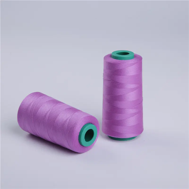 Environmentally friendly high-strength and high color fastness polyester staple sewing thread
