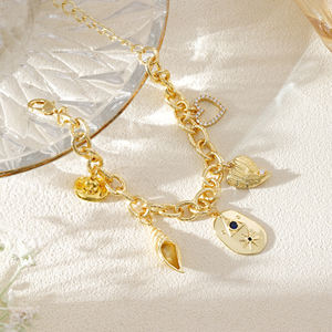 2025 joyería femenina pulsera <span class=keywords><strong>de</strong></span> dijes pequeños pulsera <span class=keywords><strong>de</strong></span> oro <span class=keywords><strong>de</strong></span> 18 quilates con forma <span class=keywords><strong>de</strong></span> corazón <span class=keywords><strong>de</strong></span> amor con hoja <span class=keywords><strong>de</strong></span> clavo <span class=keywords><strong>de</strong></span> mar <span class=keywords><strong>de</strong></span> circón - Product Image 5