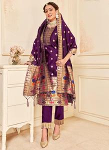 Calidad de exportación de lujo diseñador Paithani vestido de las mujeres Salwar traje disponible en el precio al por mayor de La India - Product Image 4