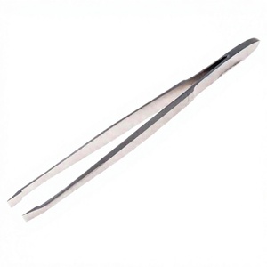 Pince à épiler professionnelle en acier inoxydable de haute précision, réutilisable, inclinée, noire, pour hommes (pour la barbe) et femmes (pour les sourcils) - Product Image 5