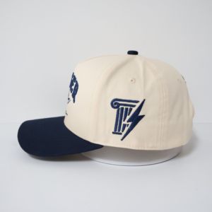 Casquette de baseball structurée OEM Vintage College bicolore crème et marine, avec broderie multi-panneaux sur le thème du mythe grec BIGGER OLYMPUS - Product Image 2